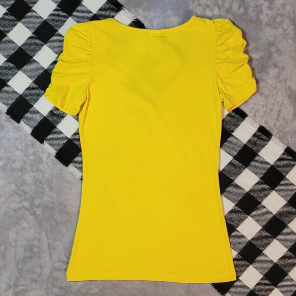 L | Seductions | Ruched Sleeve V-Neck Tee - Picture 3 of 4